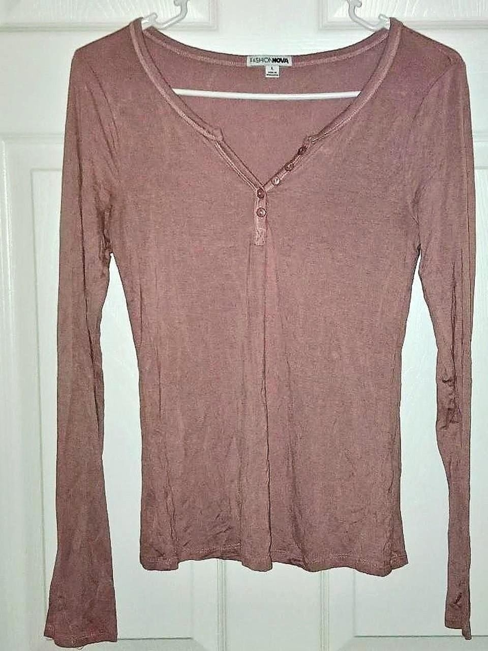 Fashion Nova Long Sleeve Henley Top in Dusty Mauve
